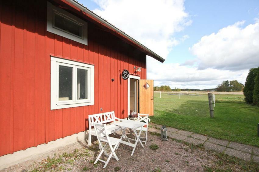 Broby Bed & Breakfast Entreplan Nykoping Exterior photo